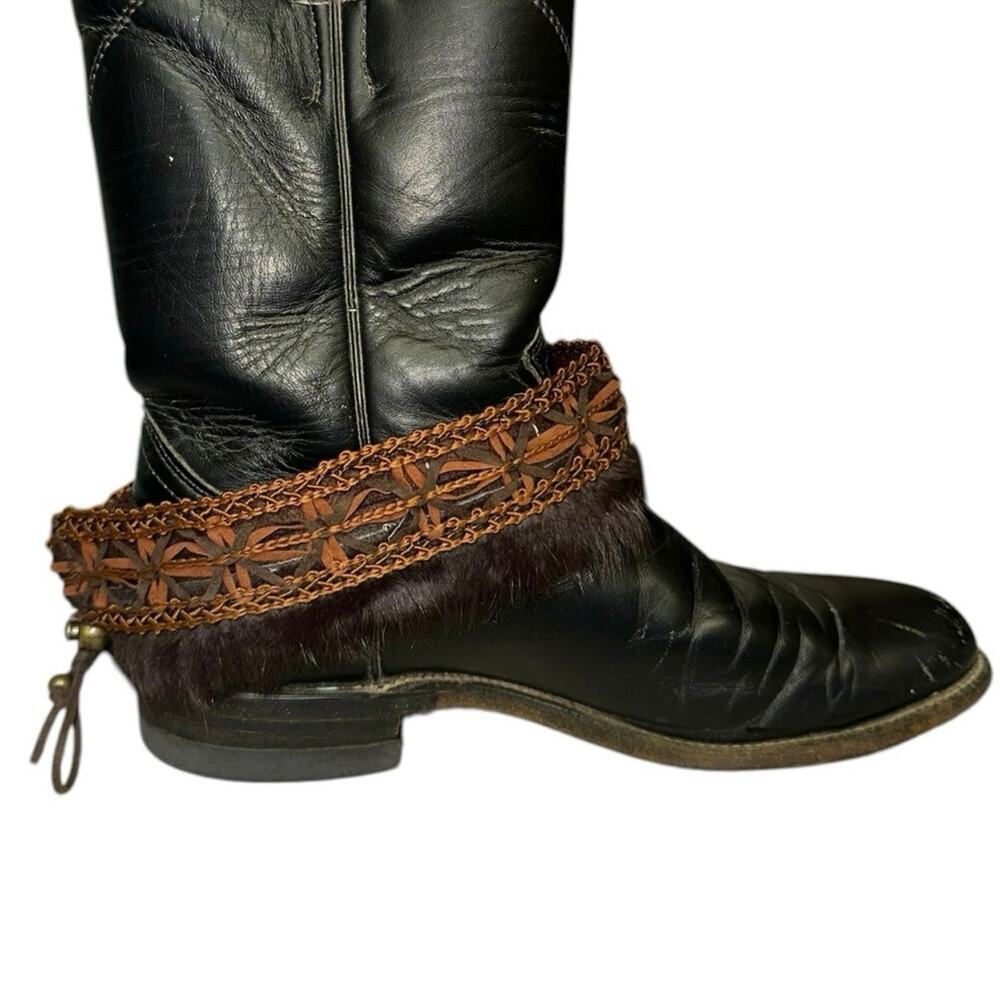 Bandals Boot Hugs Faux Fur Leather Western Boot Cuffs Adjustable NWT